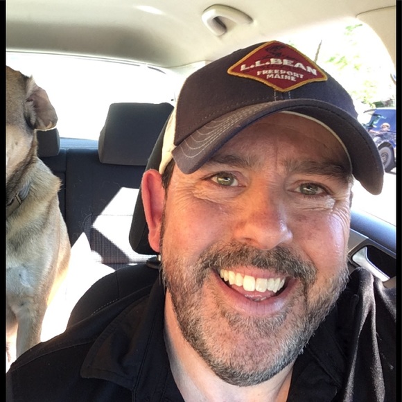 Meet your Posher, Dave - Picture 1 of 2